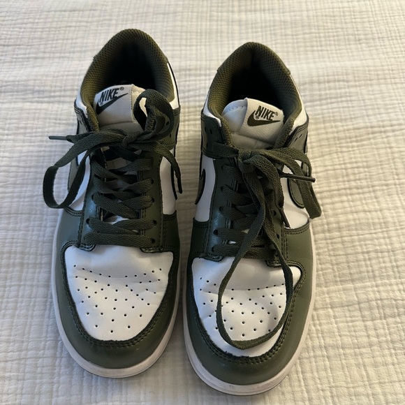 Nike dunks - Picture 2 of 5
